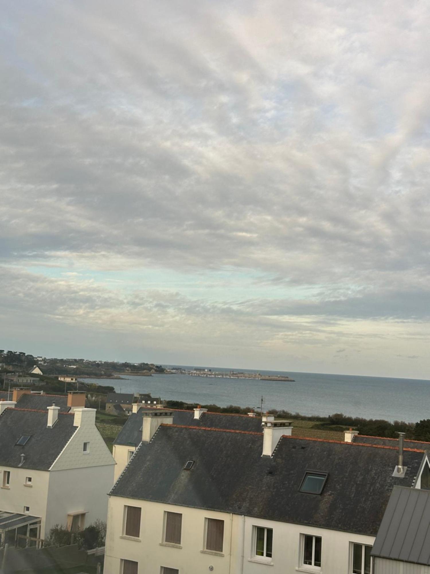 Les Bords De Mer Saint-Pol-de-Léon Exterior foto